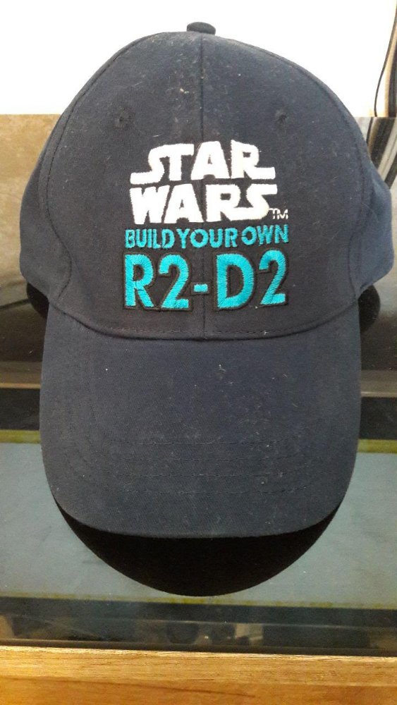 кепка R2 D2.jpg