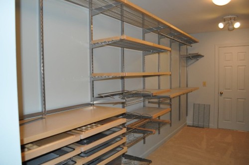 elfa-closet-design-elfa-closet-design-walk-in-closet-wardrobe-systems-guide-gentlemans-gazette-1600-x-1063.jpg